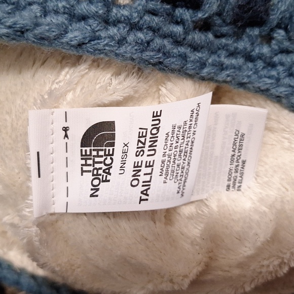 The North Face crocheted lined beanie soft fluffy - blue - Picture 4 of 8